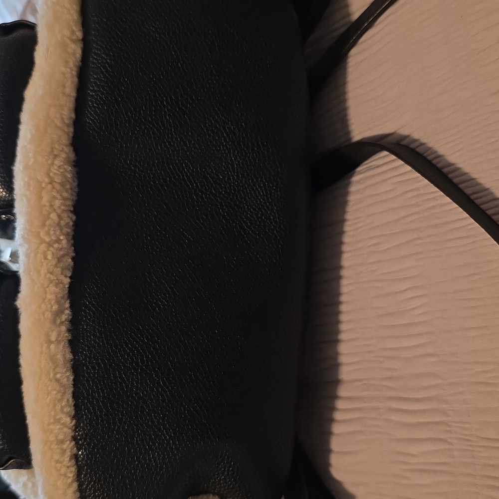 Coach Backpack Beautiful, Used A Couple Of Times. Durable Thick Leather. - Picture 7 of 7